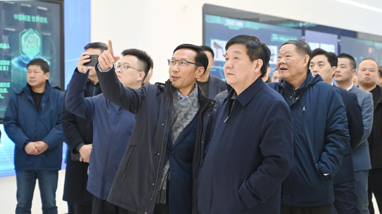 ?中共望江縣委書記汪久清、縣政協主席汪森等一行蒞臨安徽邦泰控股集團考察指導